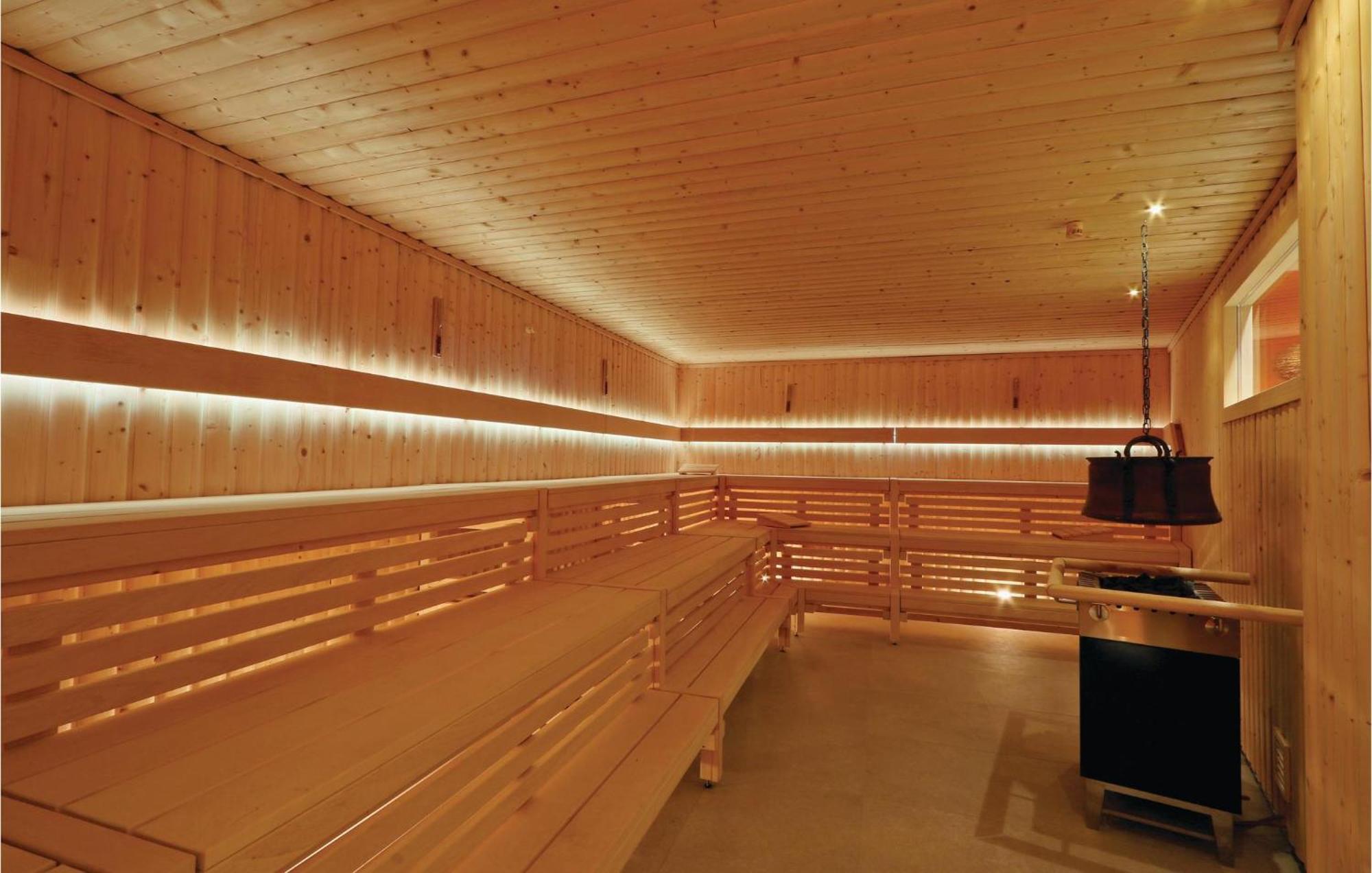 Amazing Apartment In Luebeck Travemuende With Sauna Kültér fotó